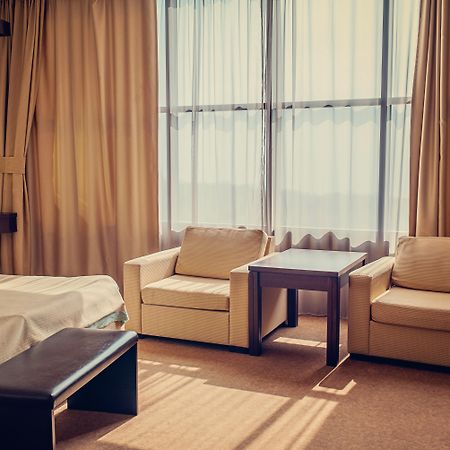 Rosslyn Dimyat Hotel Varna Ngoại thất bức ảnh